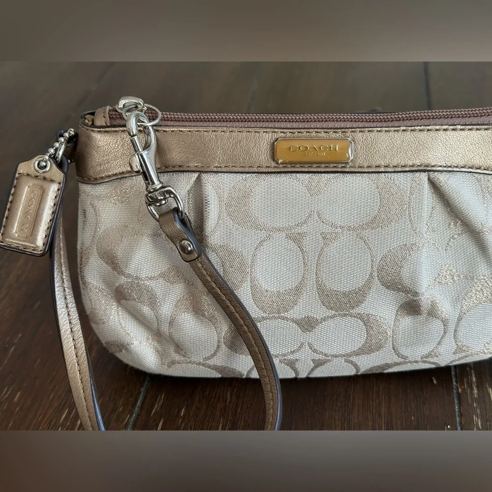 Coach signature logo wrislet Jacquard fabric